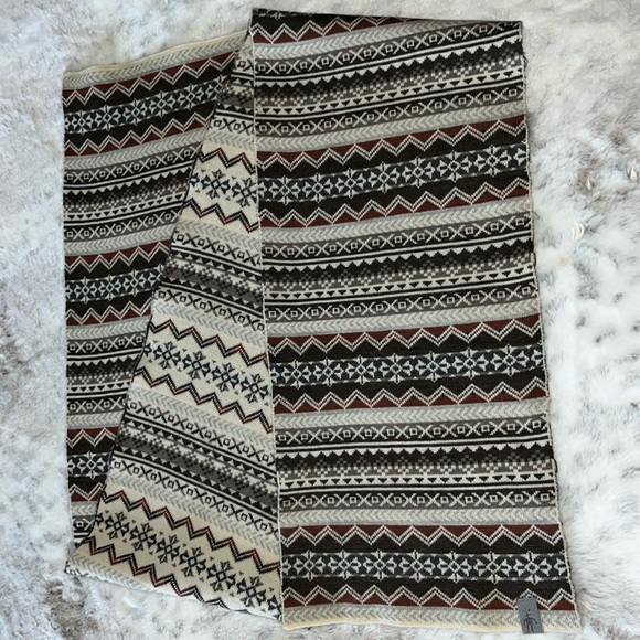 💯% Merino Wool🧣 - Picture 5 of 12